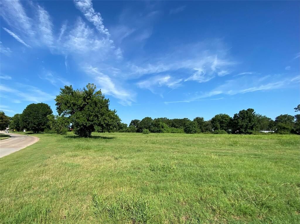 Property Photo:  0 Barksdale Boulevard  LA 71112 