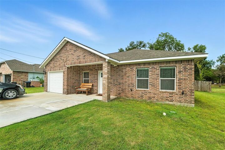 Property Photo: 3802 College Street TX 75401