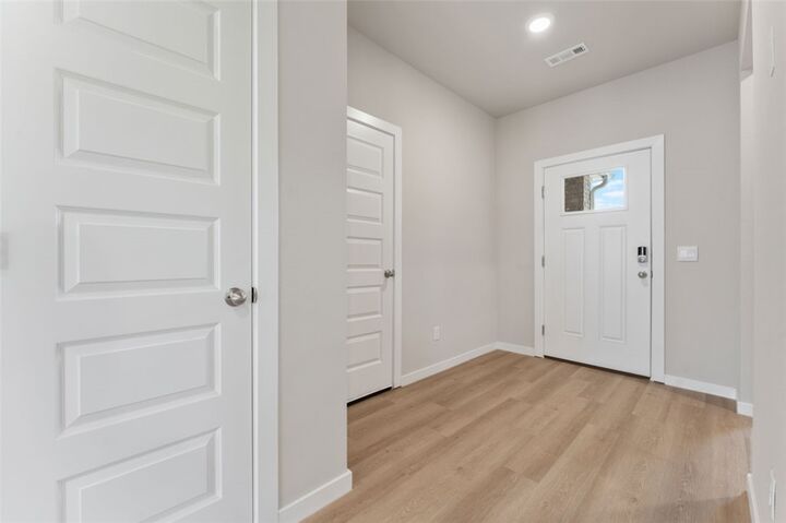 Property Photo:  2400 Longfellow Drive  AR 72713 