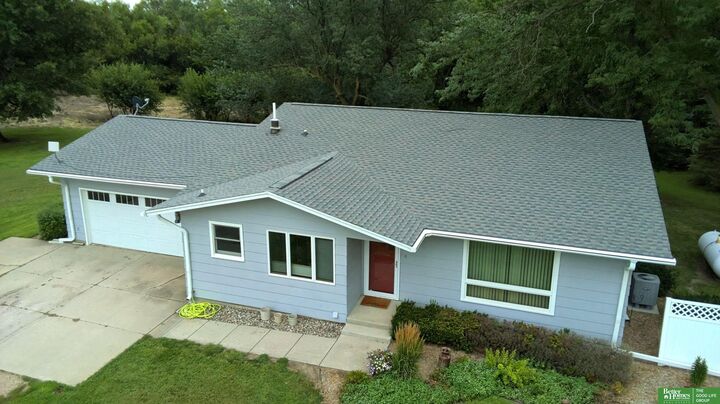 Property Photo:  1015 M Road  NE 68467 