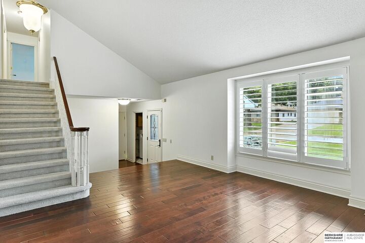 Property Photo:  124 S 70 Street  NE 68132 