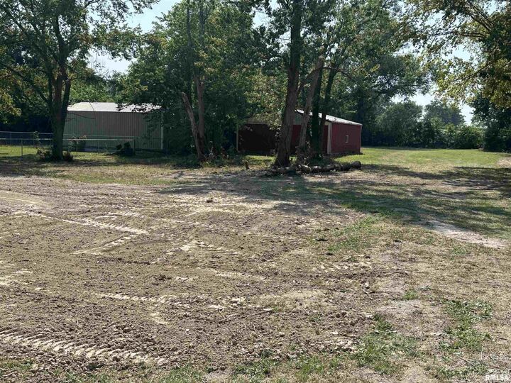 307 N Main Street  Ewing IL 62836 photo