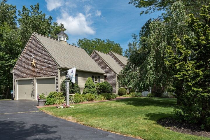 Property Photo:  5 Tarkin Hill Lane  MA 02324 