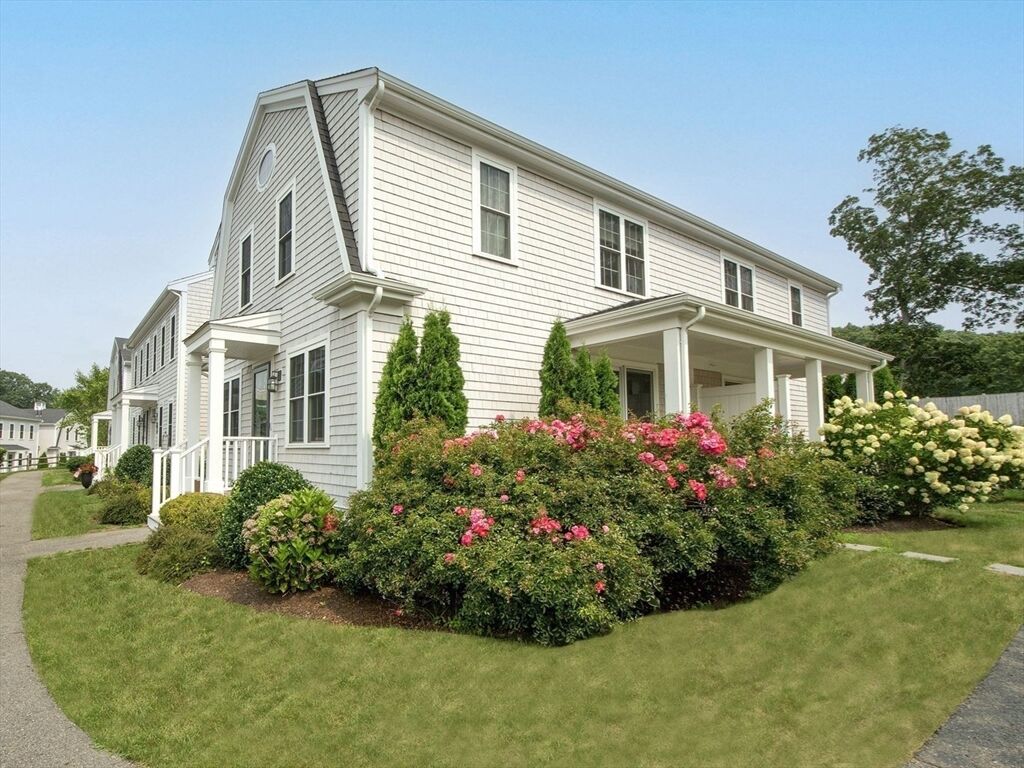 Property Photo:  138 Elm Street 12  MA 02364 