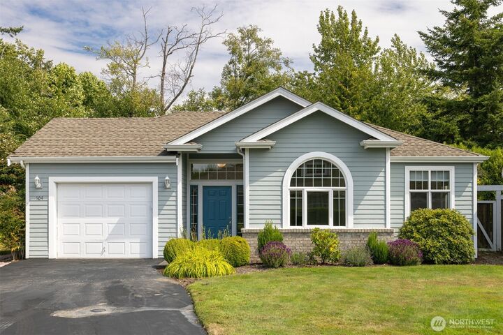 Property Photo:  504  Creekbend Lane  WA 98226 