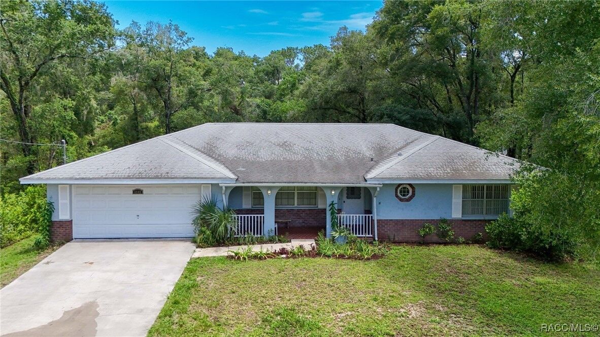 Property Photo: 6149 E Malverne Street FL 34452