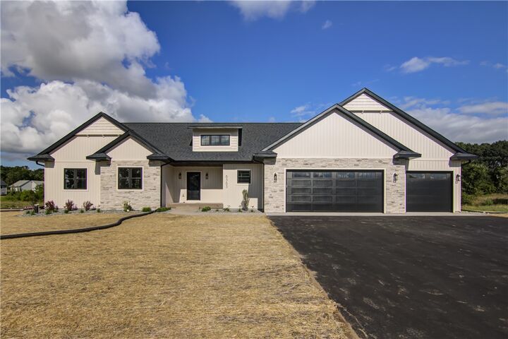 S9024 Chestnut Road  Eau Claire WI 54701 photo