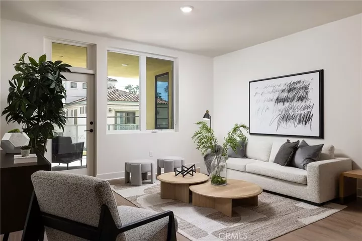Property Photo: 414 Main St. 310 CA 92648