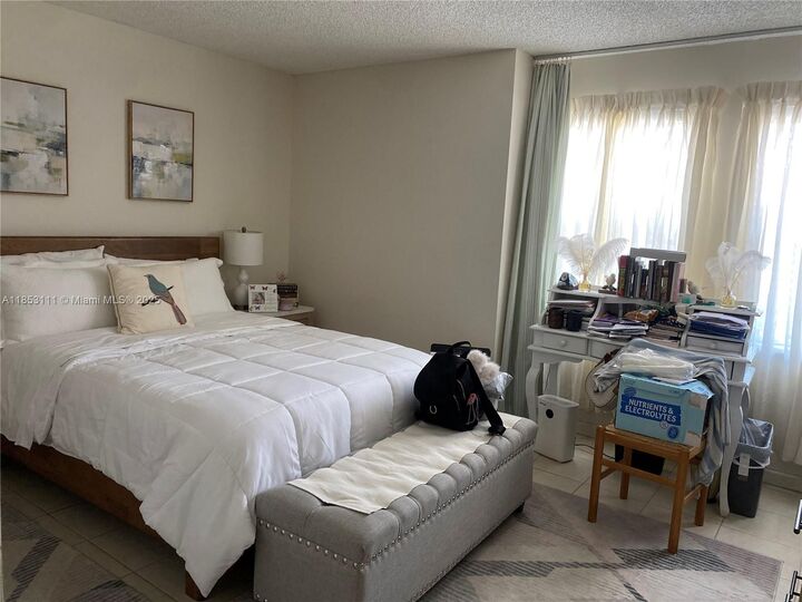 Property Photo: 7872 NW 34th Pl FL 33024