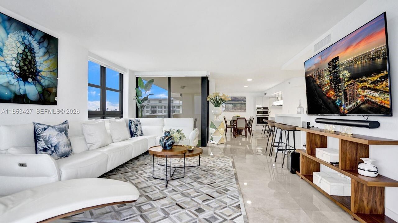 Property Photo:  5757 Collins Ave 1605  FL 33140 