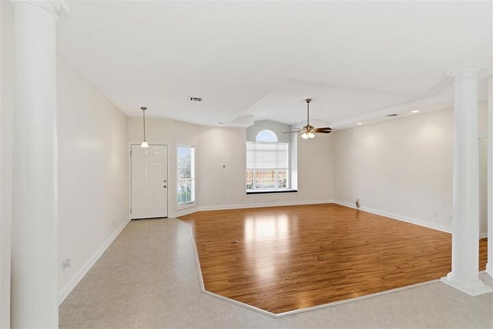 Property Photo: 2713 Henderson Bayou Place LA 70605