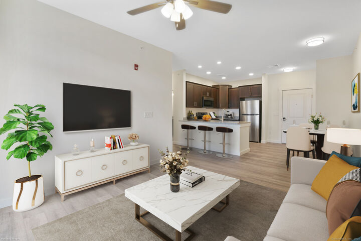 Property Photo:  280 Salmon Brook Street 1105  CT 06035 