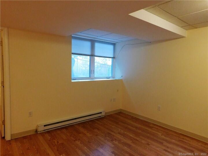 Property Photo:  512 Townsend Avenue  CT 06512 