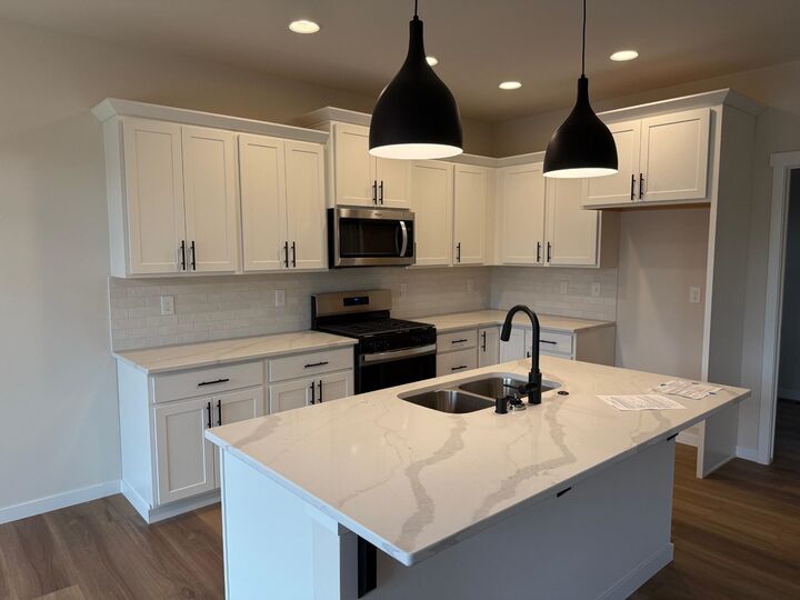 Property Photo:  3203 S Custer Ln  WA 99223 