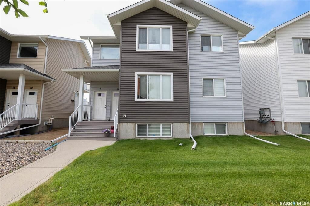 Property Photo: 4850 Harbour Landing Drive 9 SK S4W 0K9