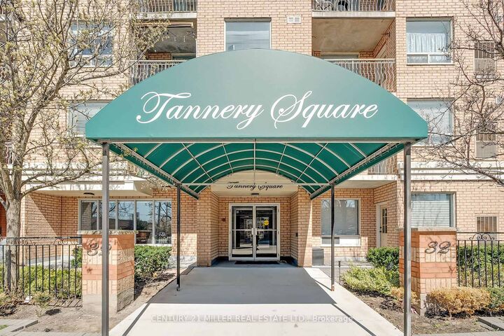 Property Photo:  32 Tannery Street 608  ON L5M 6T6 