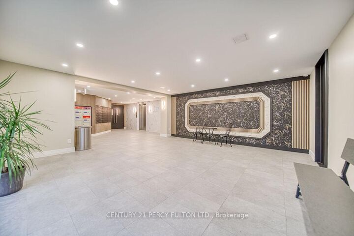 Photo de la propriété: 921 Midland Avenue 101 ON M1K 4G2