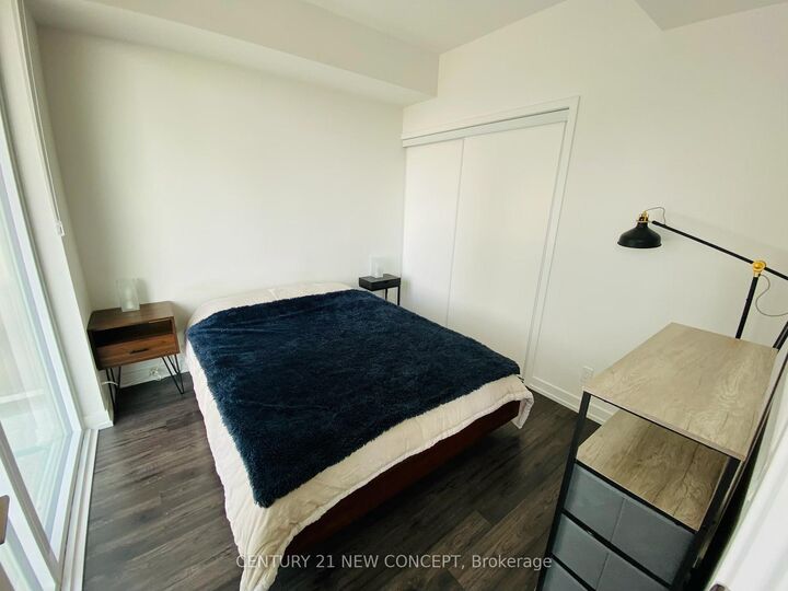 Photo de la propriété: 33 Helendale Avenue 901 ON M2N 0L2