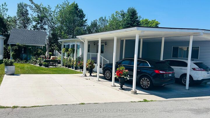Property Photo: 3033 Townline Road 59 ON L0S 1S1