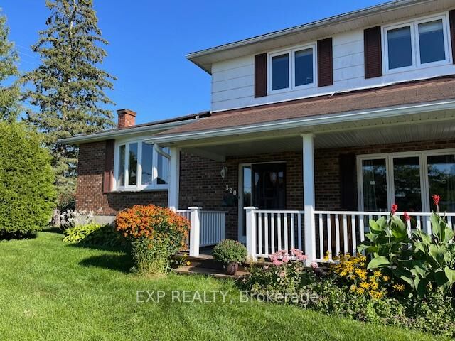 Property Photo: 320 Francis Street ON K7V 4L7
