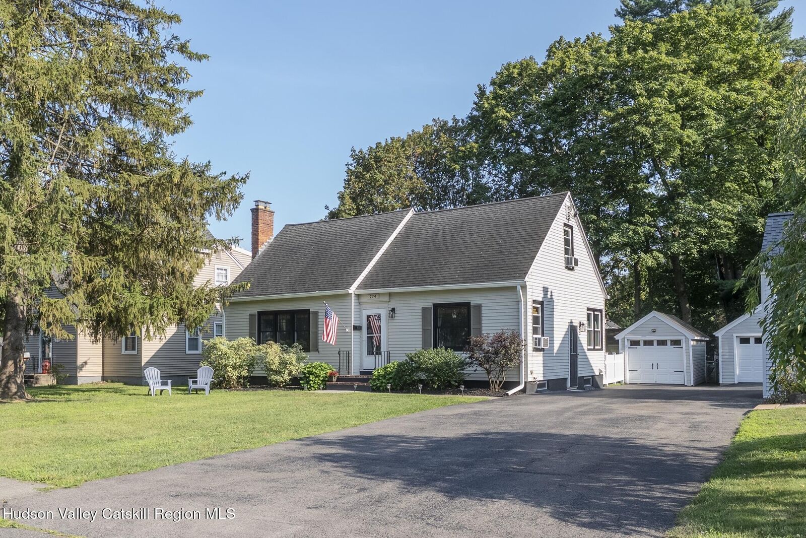 Property Photo:  274 Kenwood  NY 12054 