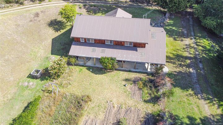 Property Photo: 415 Campbell Bay Rd BC V0N 2J0