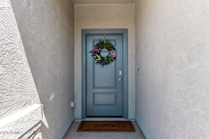 Property Photo:  1228 W Gloucester Road  AZ 85143 