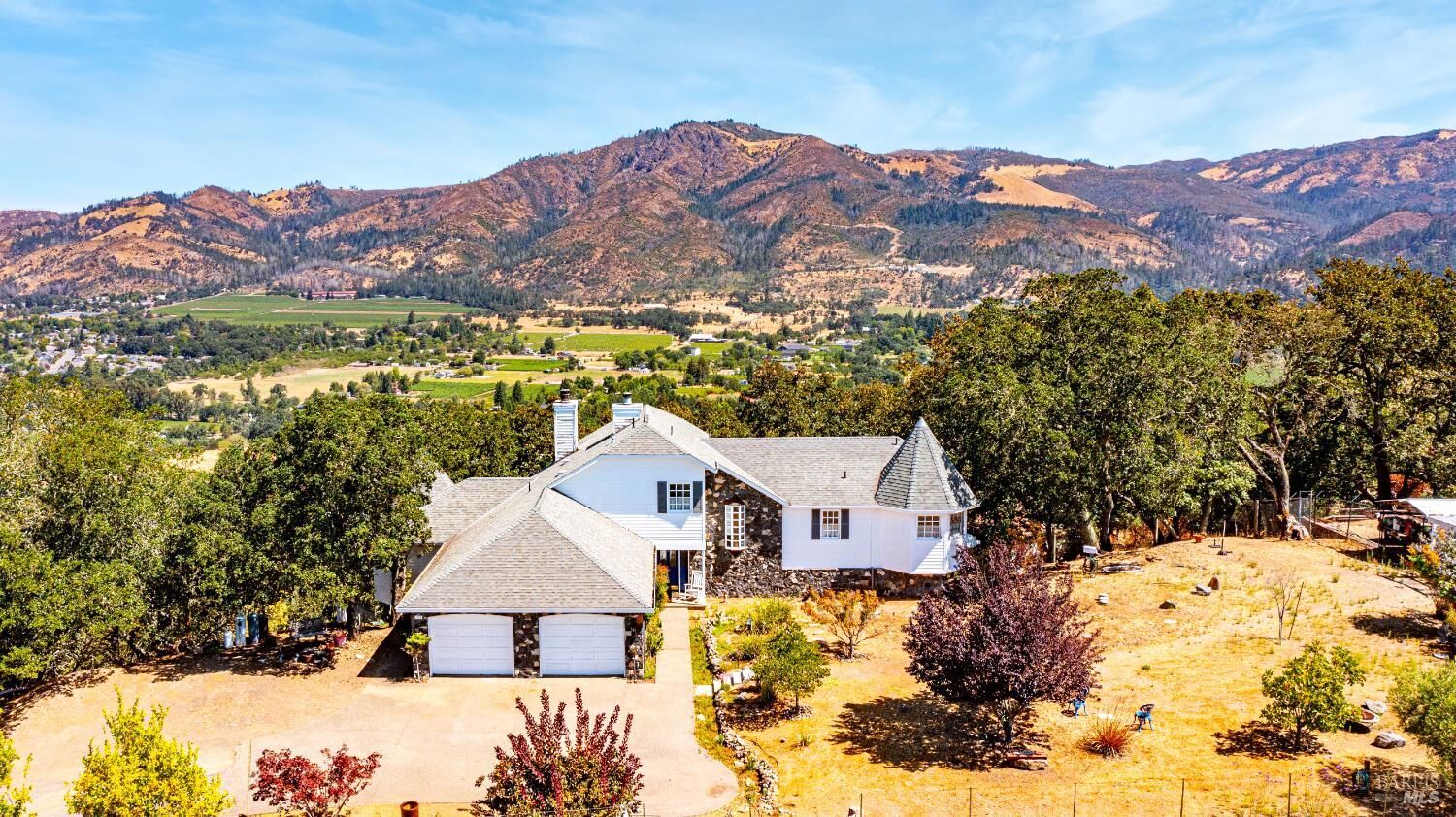 Property Photo:  1477 Lawndale Road  CA 95452 