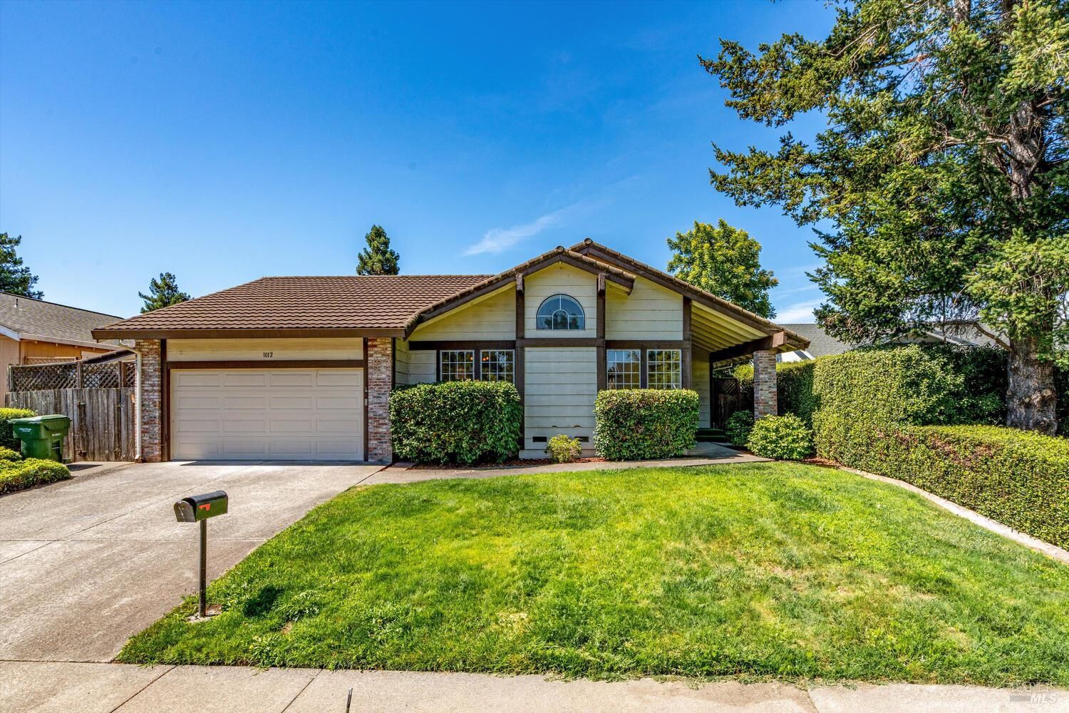 Property Photo: 1012 Garfield Drive CA 94954