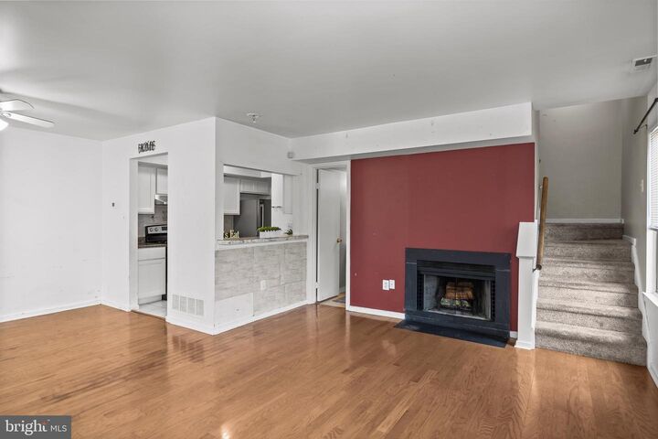 Property Photo: 903 Gregorys Way NJ 08043