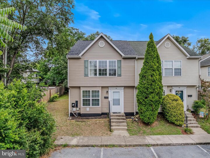 Property Photo:  182 Georgetown Square  WV 25401 