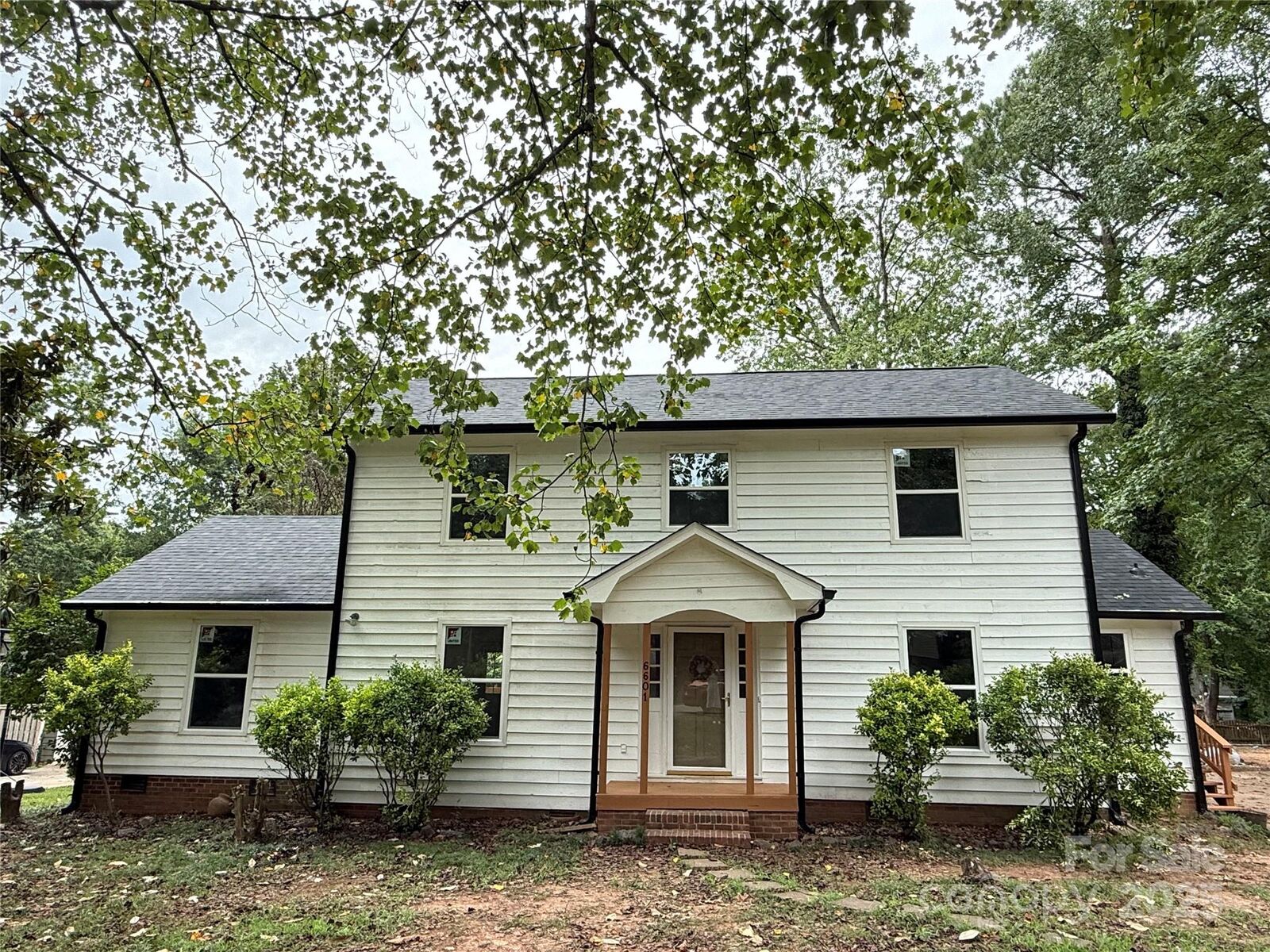 Property Photo: 6601 Patchwork Circle NC 28270