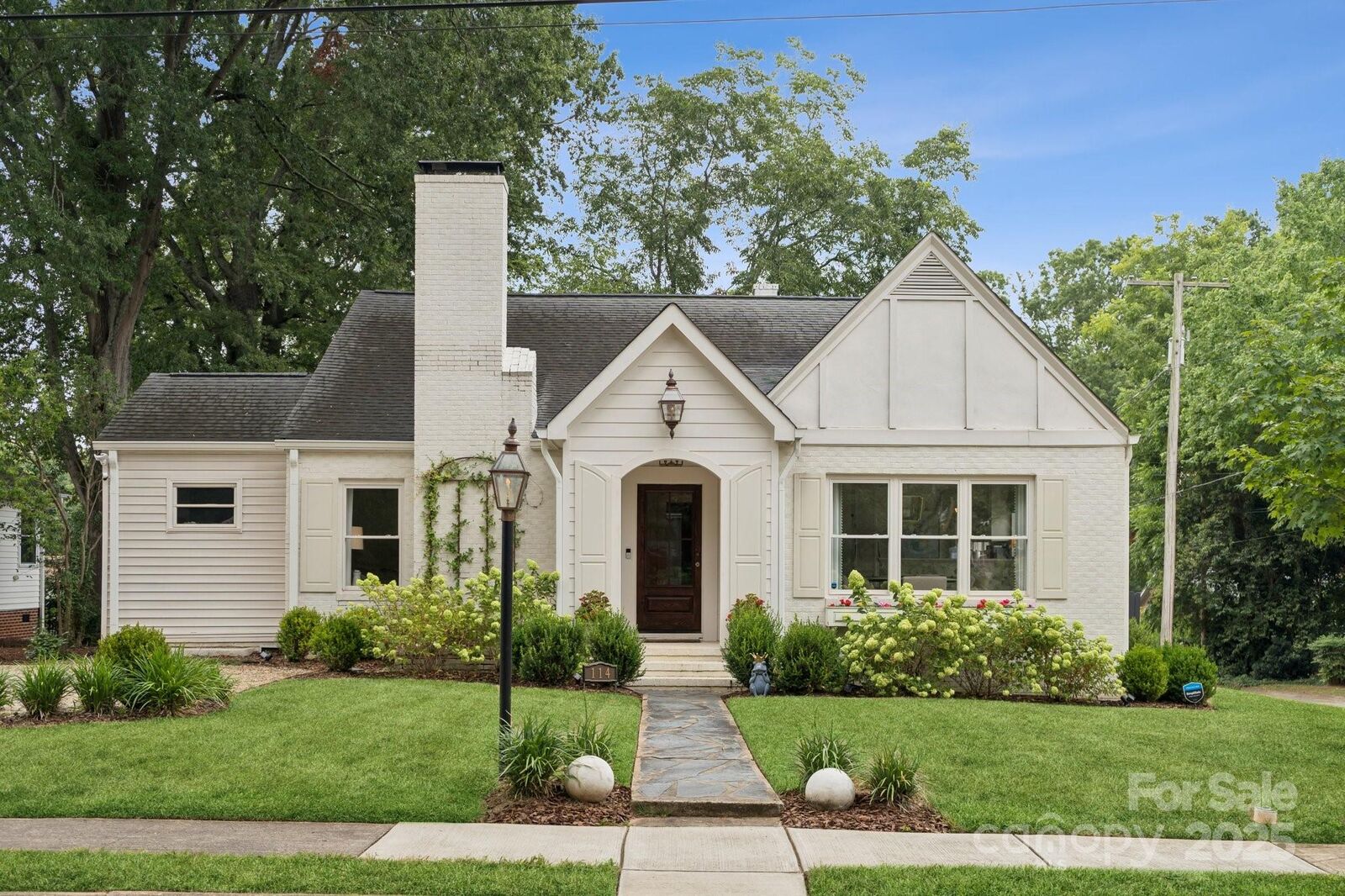 Property Photo: 114 Glendale Avenue SE NC 28025