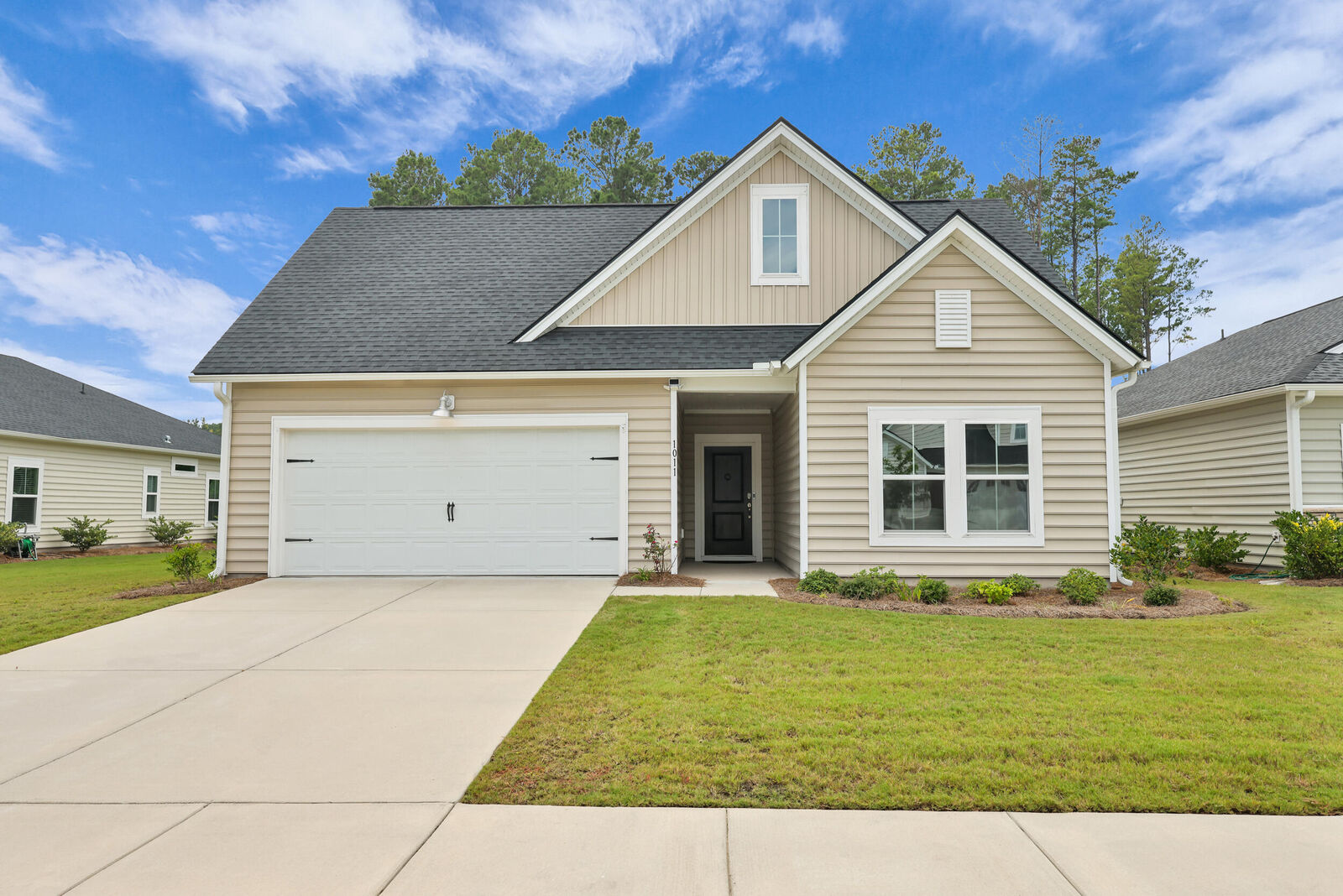 Property Photo: 1011 Locals Street SC 29485