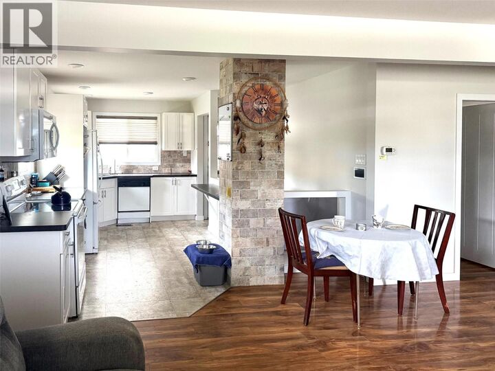 Property Photo: 862 Desmond Street BC V2B 5K5