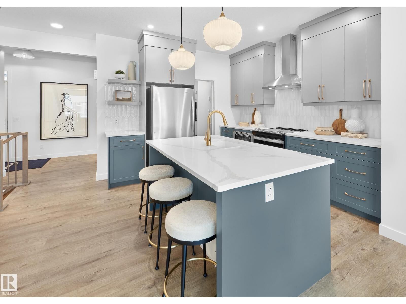 Property Photo: 299 Paterson Li SW AB T6W 5K8