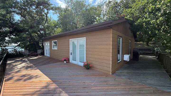 Property Photo:  1003 Franklin Hasselfield Road  MB R0M 0M0 