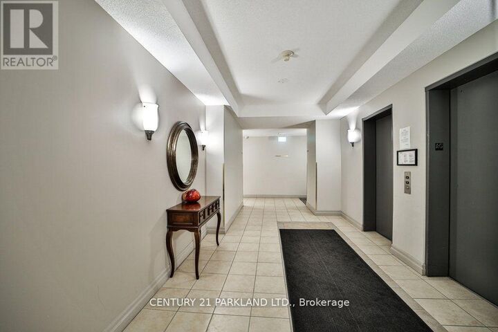 Property Photo: 2506 Rutherford Road 202 ON L4K 5N4