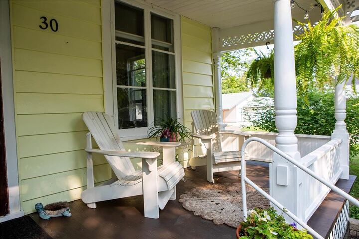Property Photo:  30 4th Street South  MB R0K 2C0 