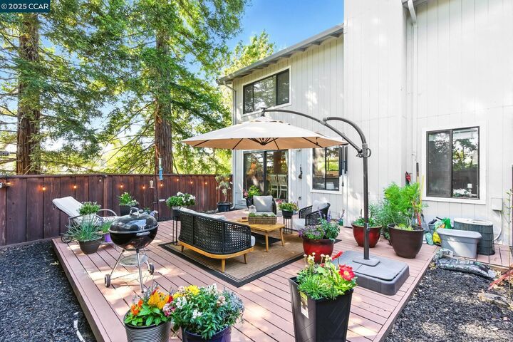 Property Photo: 223 Via Pinada Ln CA 94553