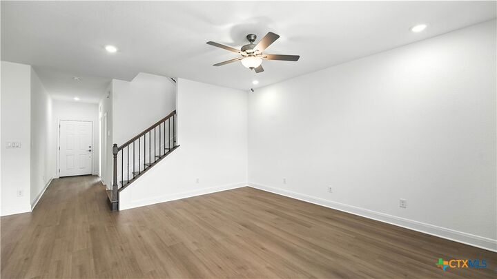 Property Photo: 513 Scooter Street TX 78626