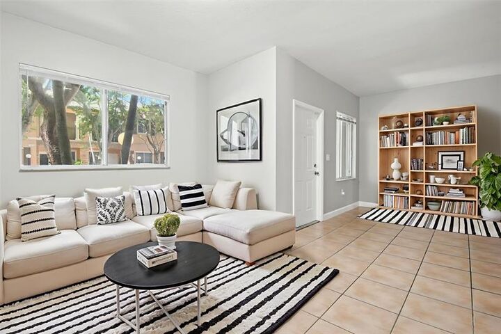 Property Photo: 11368 SW 230th Ter FL 33170