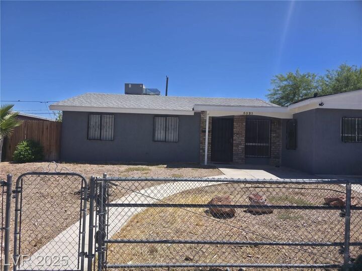Property Photo:  5521 Auborn Avenue  NV 89108 