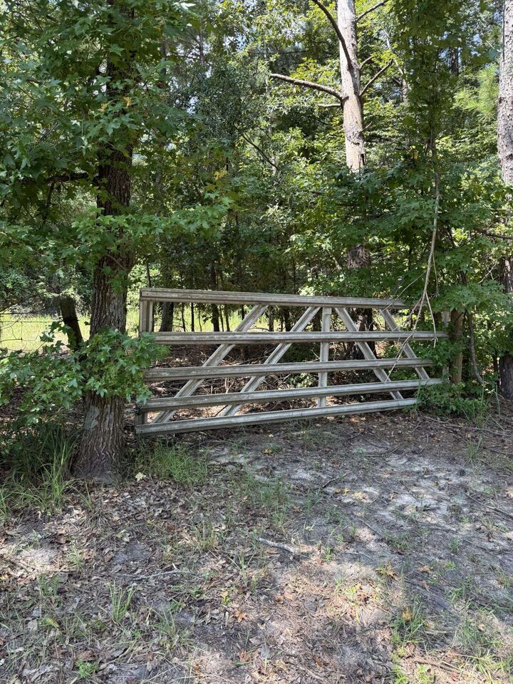 Property Photo:  199 Cr 4560  TX 75494 
