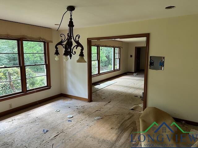 Property Photo: 2409 S Martin St TX 75662