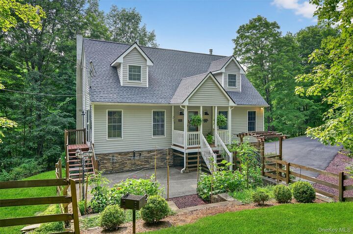 Property Photo:  111 Felter Hill Road  NY 10950 