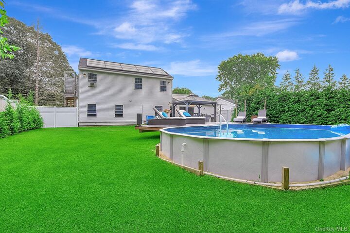 Property Photo:  10 Matsunaye Drive  NY 11763 