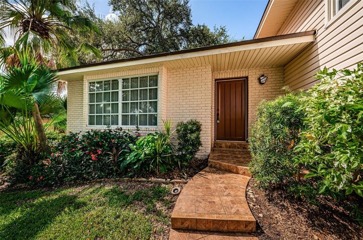 Property Photo:  13732 86th Avenue  FL 33776 