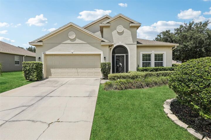 3207 Zander Drive  Grand Island FL 32735 photo