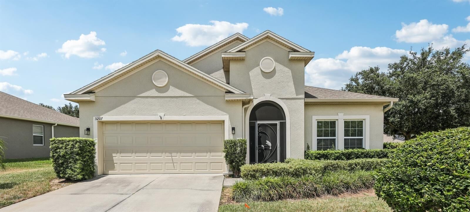 Property Photo:  3207 Zander Drive  FL 32735